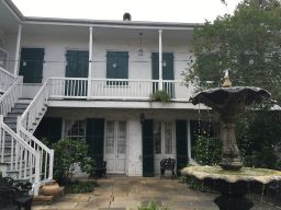Slave quarters and garden at the Beauregard-Keyes House