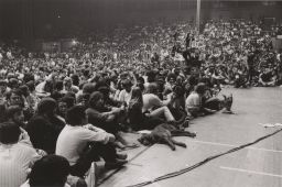 Barton Hall, crowd with dogs