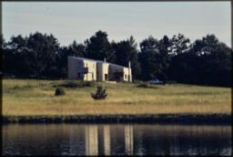 Bald Hill Residence 06, View from Pond