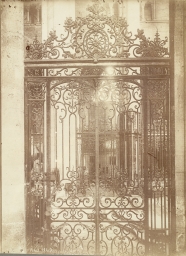 Beauvais Cathedral. Gate in choir      