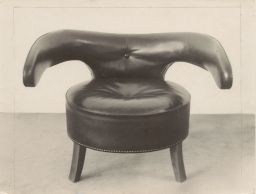 Leather, phone-shaped seat