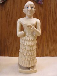 Sumerian votive statuette