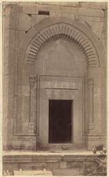 Haynes in Anatolia, 1884 and 1887: Unfinished tomb in courtyard, Alaeddin Camii, Konya