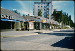 Neighborhood commercial area (Hiitomaki, Helsinki, FI)