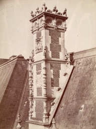 Château de Blois. Chimney (François Premier Wing) 