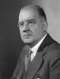 William Hagan DuBarry (1894-1958), B.S. in Econ. 1929 (as of 1916), portrait photograph