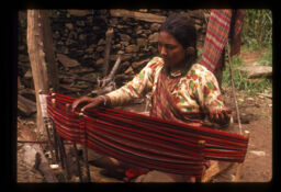jhola bundai (झोला बुन्दै / weaving a backpack (Tamang traditional small size bag))