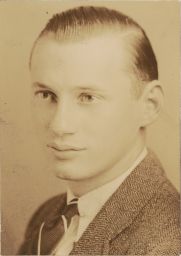 Photograph of Arthur Landis Levin, '38