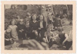 H. Gruman sends Photo from Summer Camp Children's Home at Presles to JPFO, August 1946