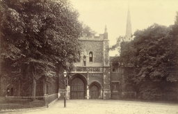 Norwich Cathedral. Bishop's Palace Gate 