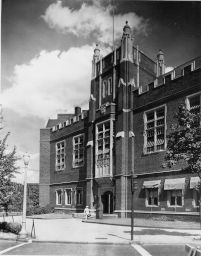 Bennett Hall (built 1925, Stewardson & Page, architects; now Fisher-Bennett Hall), exterior