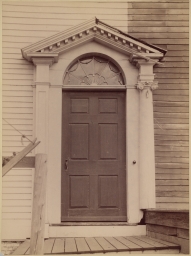 Doorway, 118 Derby Street, Salem      