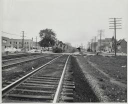 Cottage Hill Avenue Crossing and the Elmhurst Depot