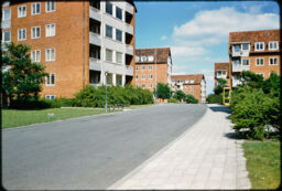 Grouping of apartment buildings (Rytterparken, Aarhus, DK)