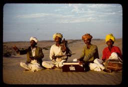 Image of folk musicians in the desert, Jaisalmer, India