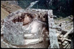 Machu Picchu - semi circular temple