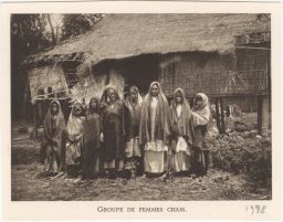 Groupe de femmes Cham.