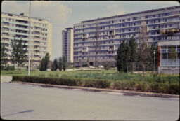 Apartments around a central park area (Novi Beograd, Belgrade, RS)