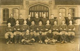 Football, 1918 team, group photograph