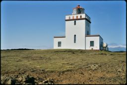 Dyrhólaeyjarviti Dyrhólaey Lighthouse
