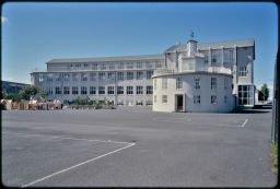 Melaskóli Melar Elementary School
