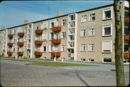 Multi-level housing in Emmeloord (Emmeloord, NL)