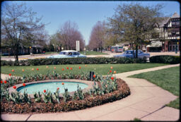 Public fountain (Mariemont, Ohio, USA)