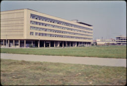 Large building in park-like surroundings (Zagreb, HR)