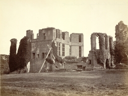 Kenilworth Castle, the Leicester Building      