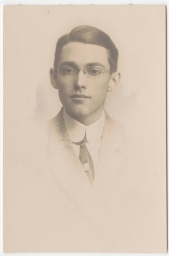 Horace Whittier Peaslee, Class of 1910