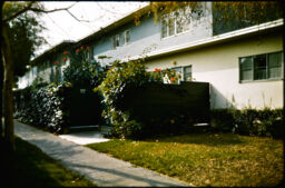 Row houses with enclosed patios (Baldwin Hills Village, Los Angeles, California, USA)