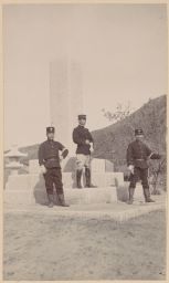 [Japanese soldiers guarding an important place?]
