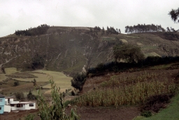 Rio Pampas Valley approaching Chuschi