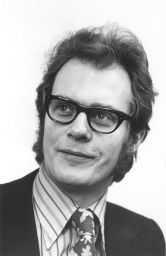 Humphrey R. Tonkin (born 1939), portrait photograph