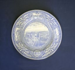 Wedgwood china (University of Pennsylvania), 1929, plate depicting Franklin Field