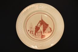 Wedgwood china (University of Pennsylvania Bicentennial, 1940), plate depicting The Spire of Irvine Auditorium