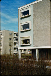 Four-story residential building (Rotterdam, NL)