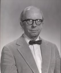 Portrait of Scott Elledge, Professor of English (negative)