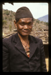 Thanda Pani gaun ko yuba (ठन्डापानी गाउँको युवा / young man from Thandapani Village)
