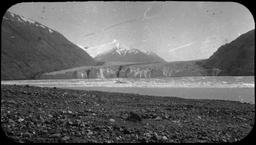 Nunatak Glacier from north, Yakutat Bay