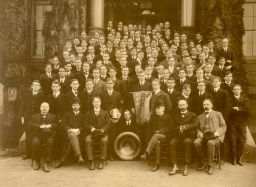 College Class of 1903 as sophomores, group photograph