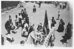 Virgin de las Mercedes enters plaza
