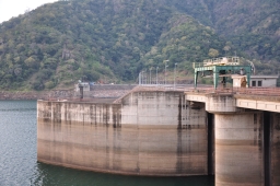 Randenigala Dam and Reservoir (1982-1986)