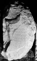 Fragment c of STATUE BASE FOR AELIUS PRAXAGORAS SON OF THEMISTOKLES OF MELITE. (IG II² 3614)
