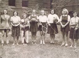 Women's sports teams, 1940