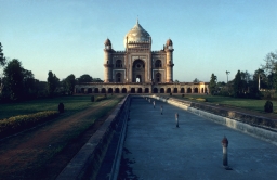 Safdar Jang's Tomb