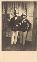 Man and male impersonator in patriotic costumes