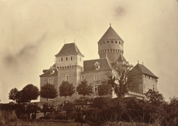Château de Montrottier      