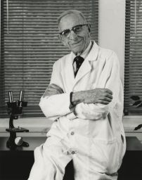 Dr. Louis B. Flexner