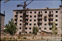 Six-story residential building being constructed (Yerevan, AM)